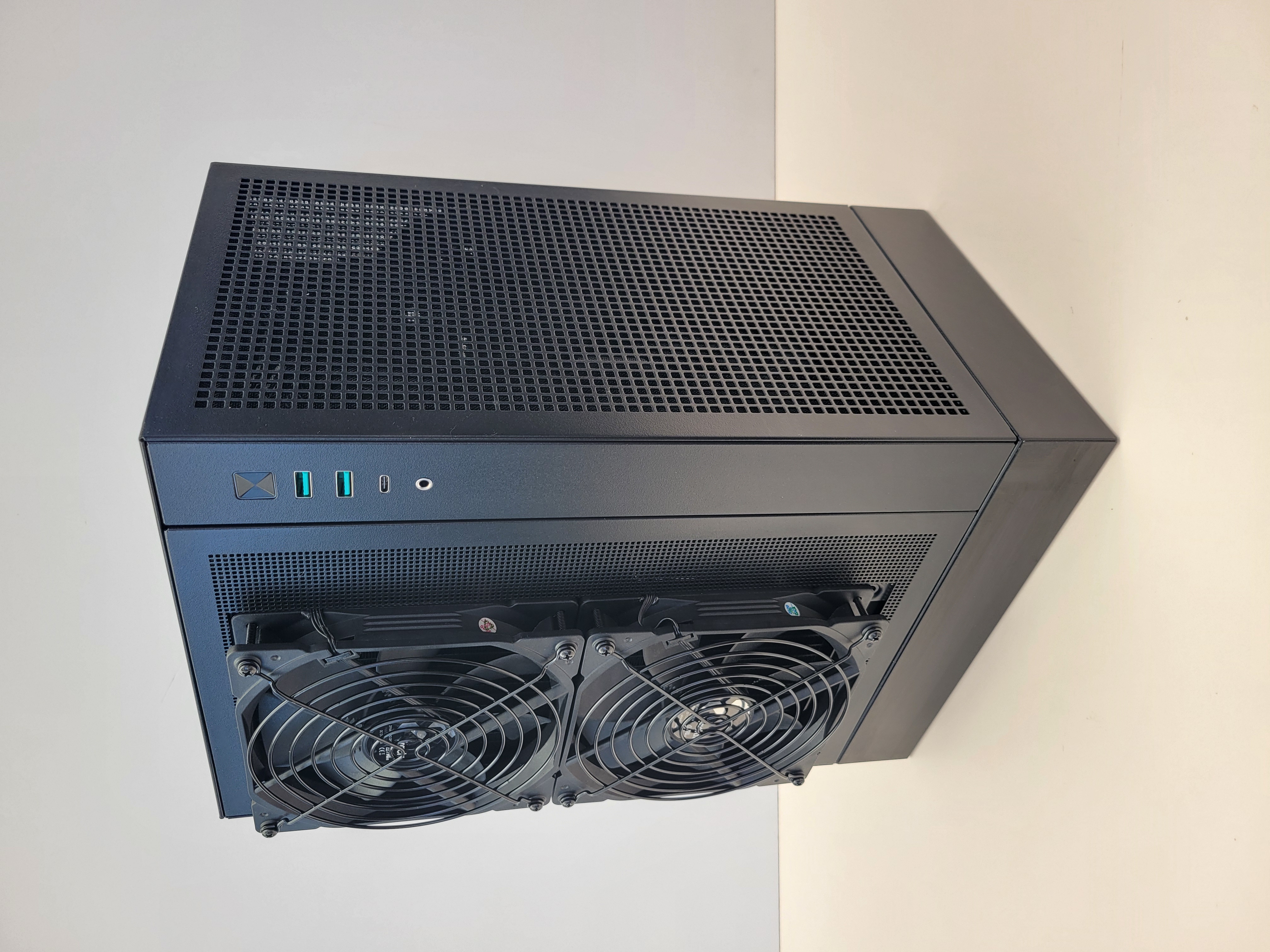 CH170 Digital from above, side fans visible, clean studio